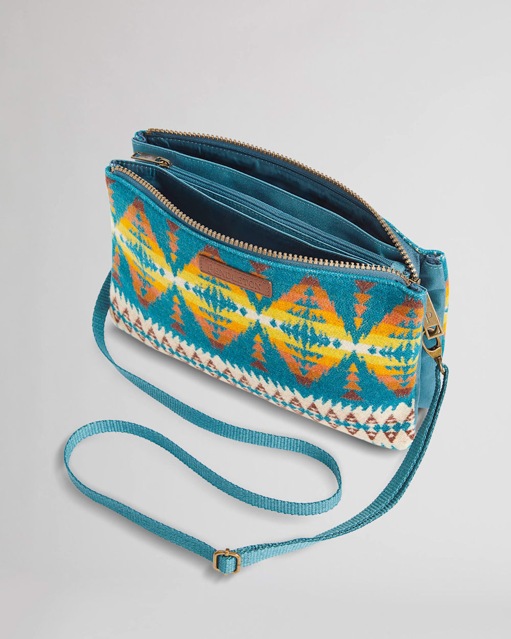 ALTERNATE VIEW OF LARGE THREE POCKET KEEPER IN TURQUOISE SUMMIT PEAK image number 3