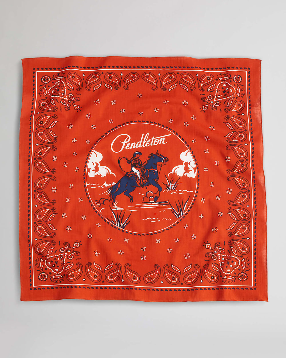 COWBOY BANDANA IN RED image number 1