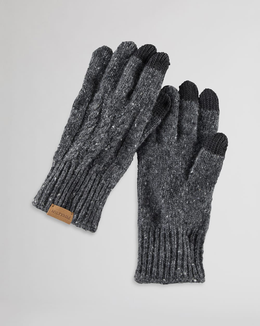 CABLE KNIT TEXTING GLOVE IN BLACK image number 1