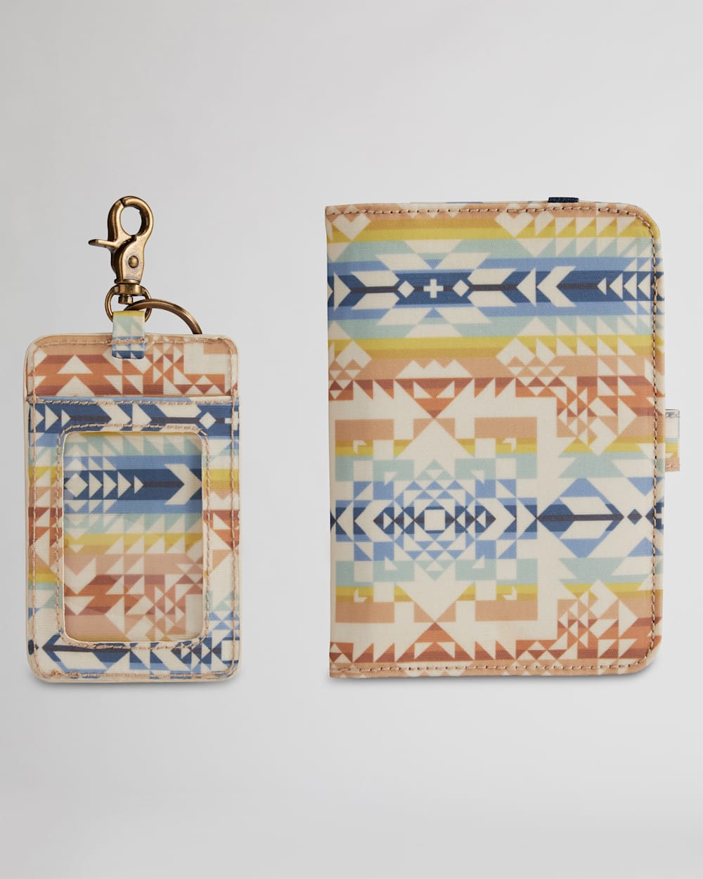 ALTERNATE VIEW OF OPAL SPRINGS CANOPY CANVAS TRAVEL SET IN MULTI image number 2