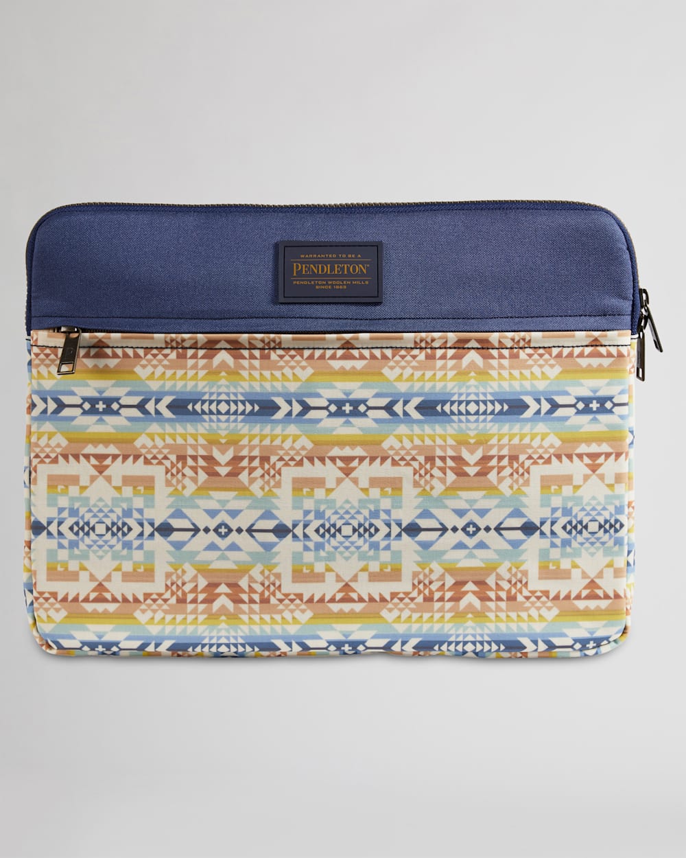 生まれのブランドで Stylish & Secure Laptop Case - Opal Springs Canopy Canvas パソコンデスク