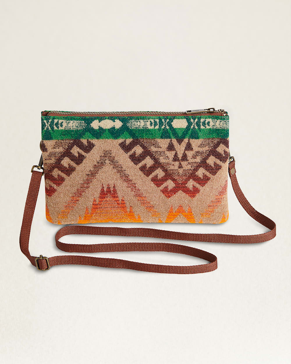 ALTERNATE VIEW OF LARGE THREE POCKET KEEPER IN TAN SAWTOOTH MOUNTAIN image number 2