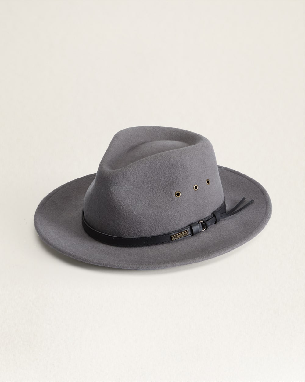 GETAWAY HAT IN CHARCOAL GREY image number 1