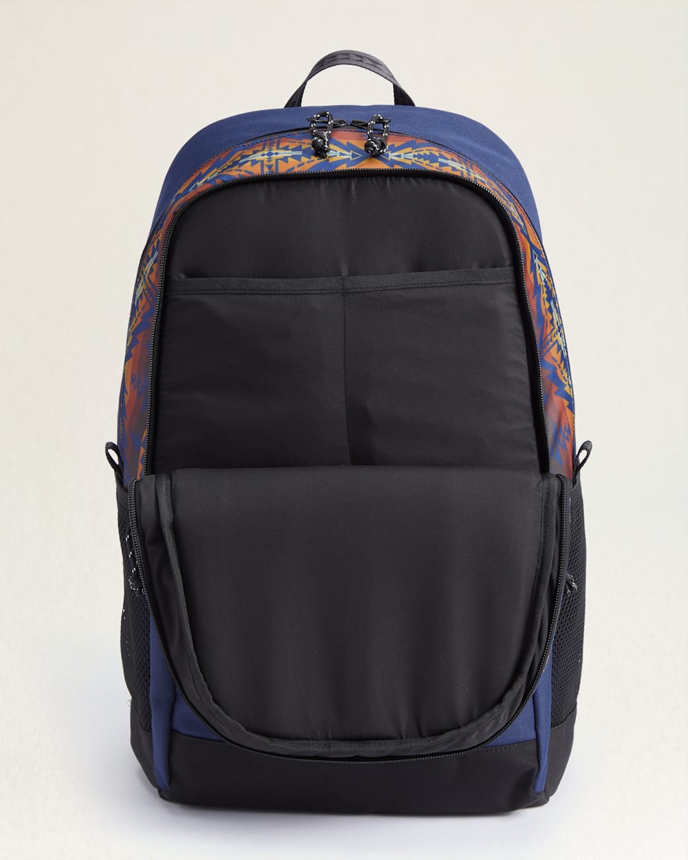 ALTERNATE VIEW OF TRAPPER PEAK BACKPACK IN NAVY image number 2