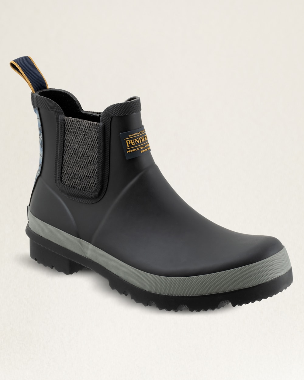 MEN'S CHELSEA RAIN BOOTS IN BLACK TRAPPER PEAK image number 1