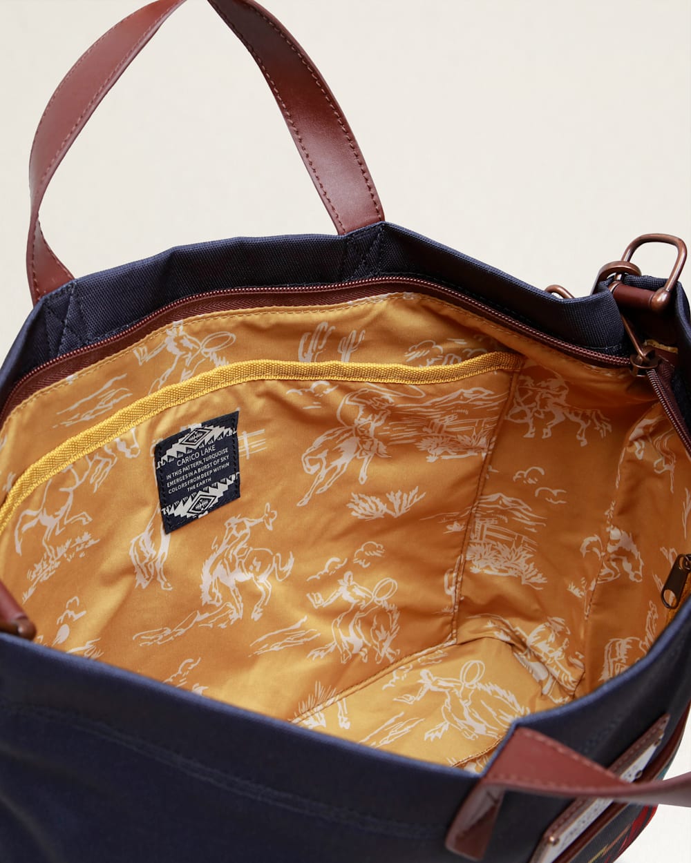 ALTERNATE VIEW OF CARICO LAKE TRAVEL TOTE IN NAVY image number 3