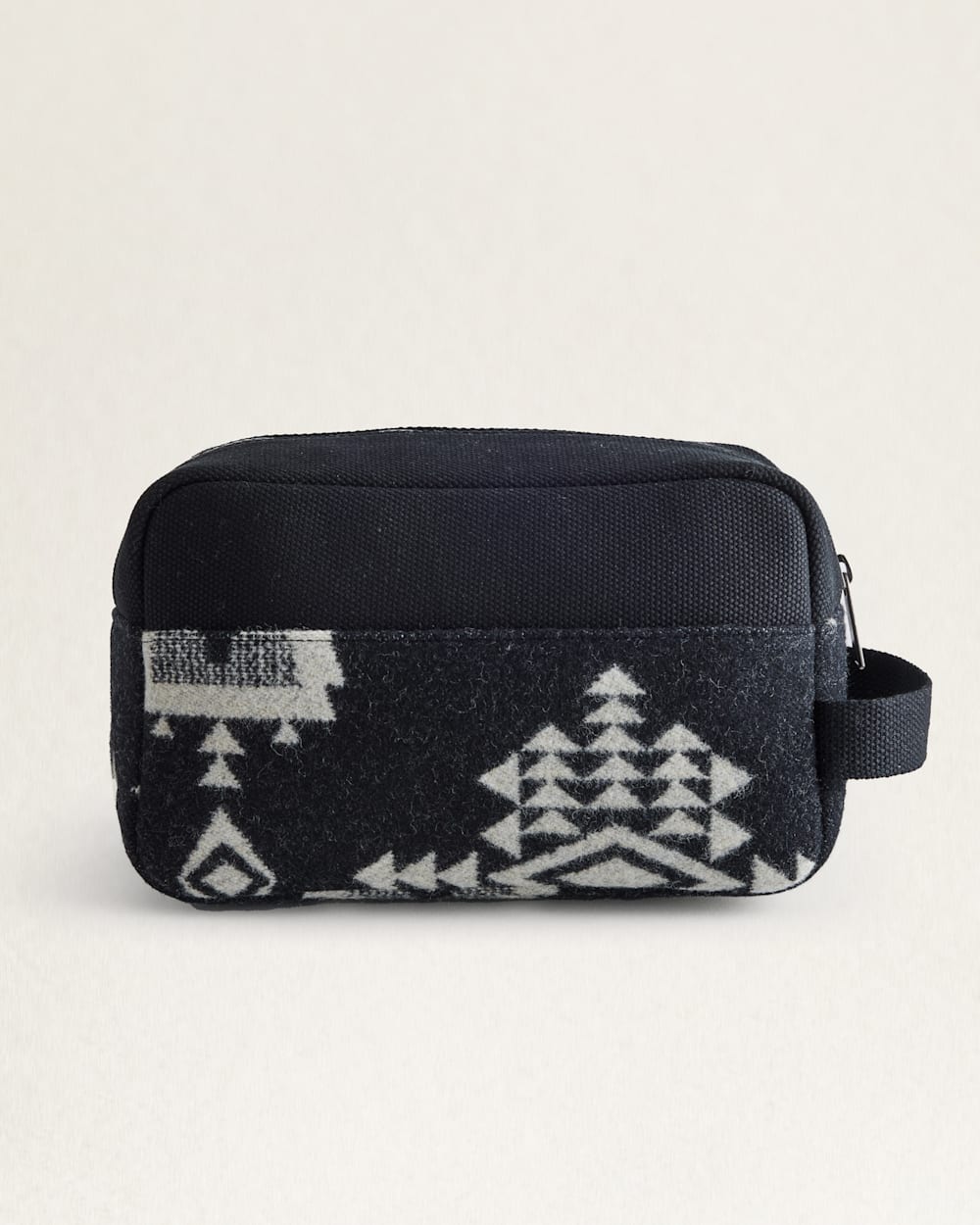 ALTERNATE VIEW OF ROCK POINT CARRYALL POUCH IN BLACK image number 3