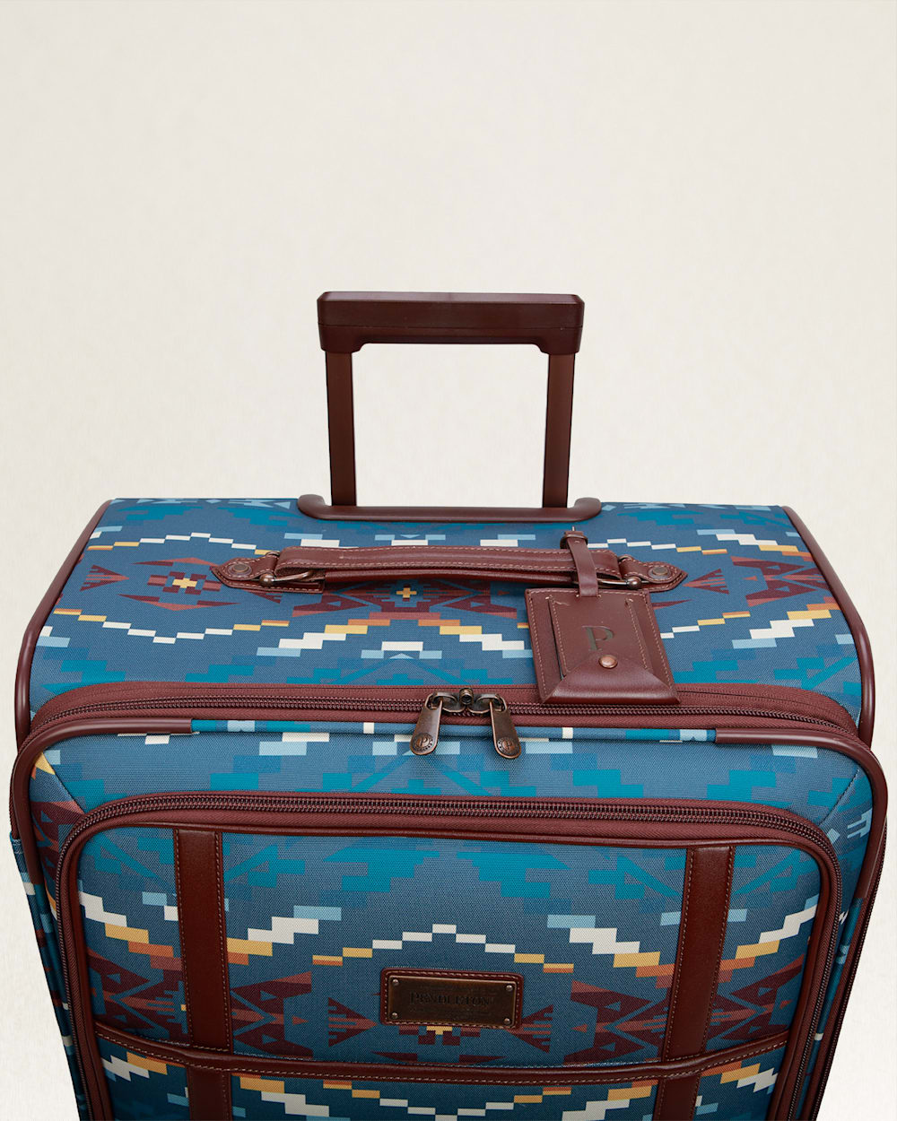 ALTERNATE VIEW OF CARICO LAKE 28" SOFTSIDE SPINNER LUGGAGE IN BLUE image number 7