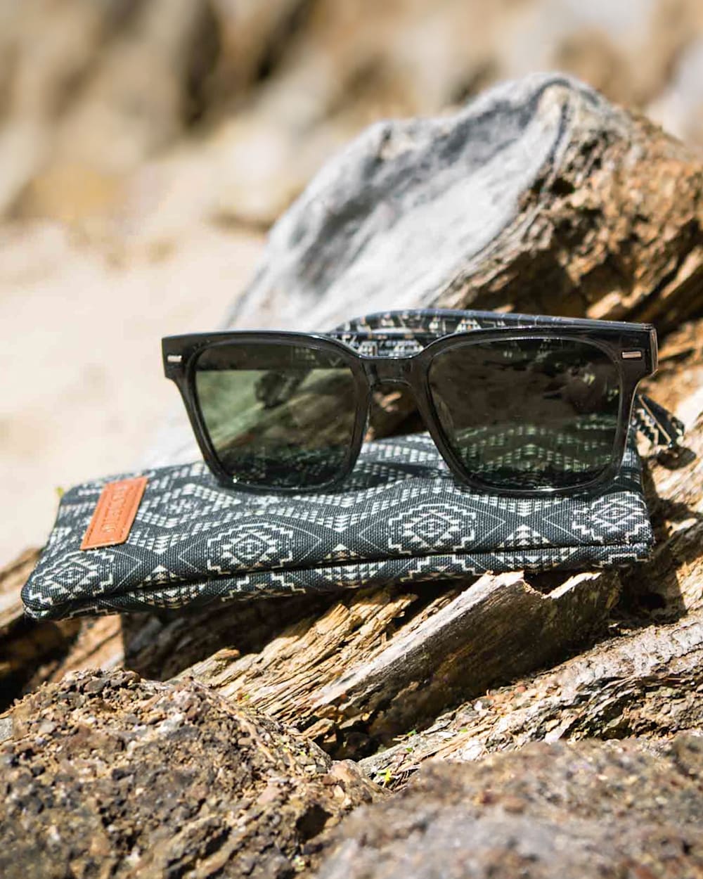 ALTERNATE VIEW OF SHWOOD X PENDLETON COBY POLARIZED SUNGLASSES IN GREY CRYSTAL/BLACK OXBOW image number 4