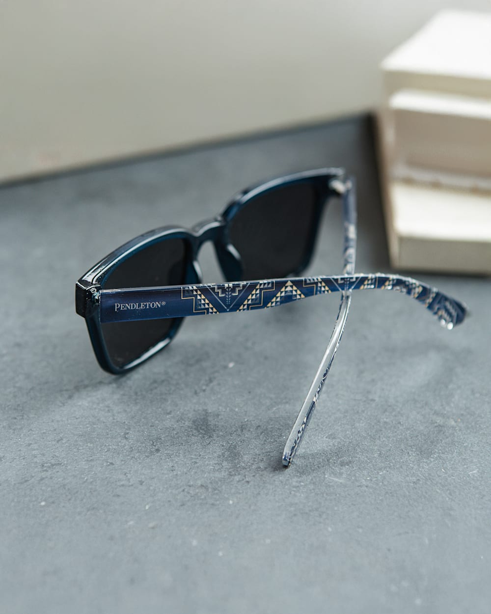 SHWOOD X PENDLETON COBY POLARIZED SUNGLASSES image number 4