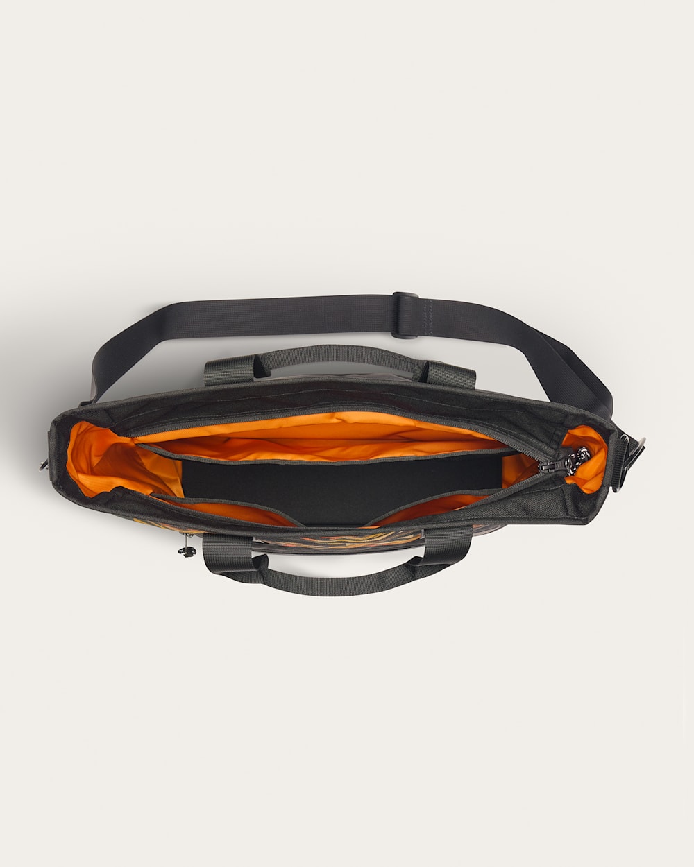 ALTERNATE VIEW OF TUMALO EXPLORER CARRYALL TOTE IN OLIVE image number 3