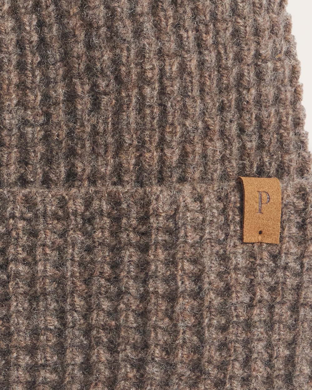 ALTERNATE VIEW OF MERINO WOOL WATCH CAP IN UMBER image number 2
