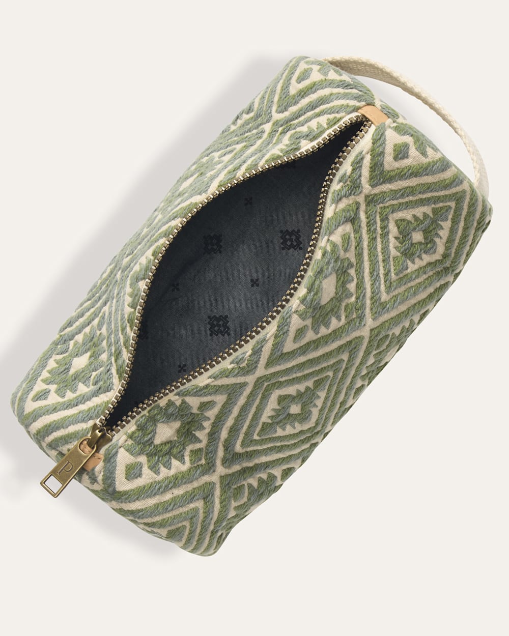 ALTERNATE VIEW OF BAYSIDE COTTON BARREL POUCH IN EMERALD CREEK image number 3