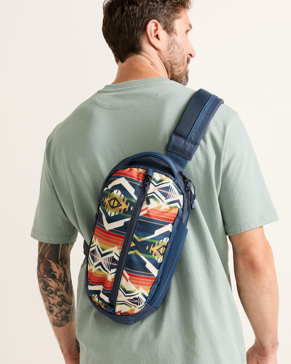 ALTERNATE VIEW OF CREEKSIDE EXPLORER SLING BACKPACK IN NAVY MULTI image number 4