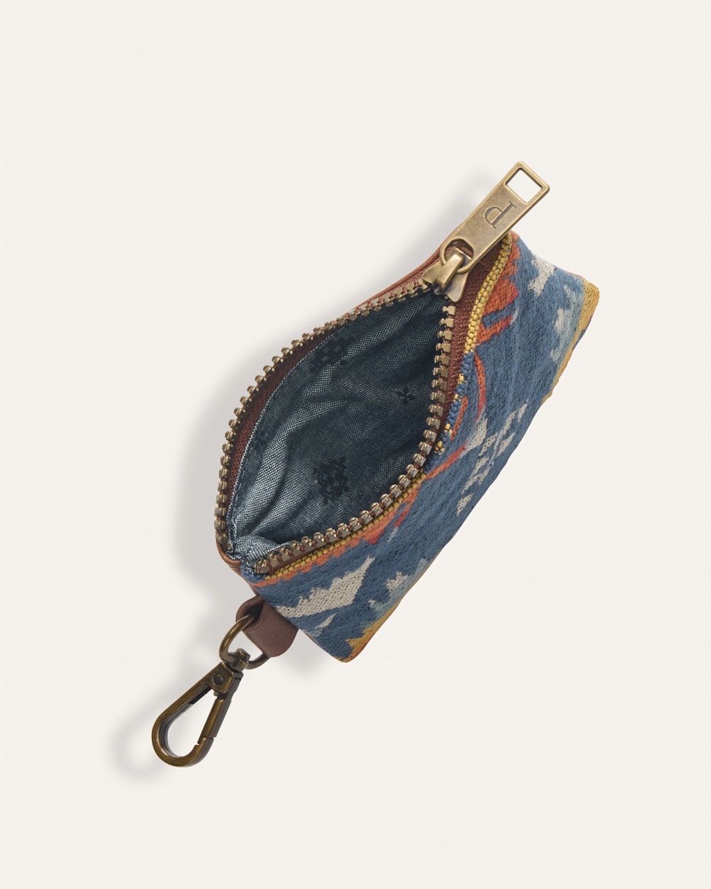 ALTERNATE VIEW OF NEHALEM COTTON ZIP CARD CASE IN NAVY MULTI image number 3