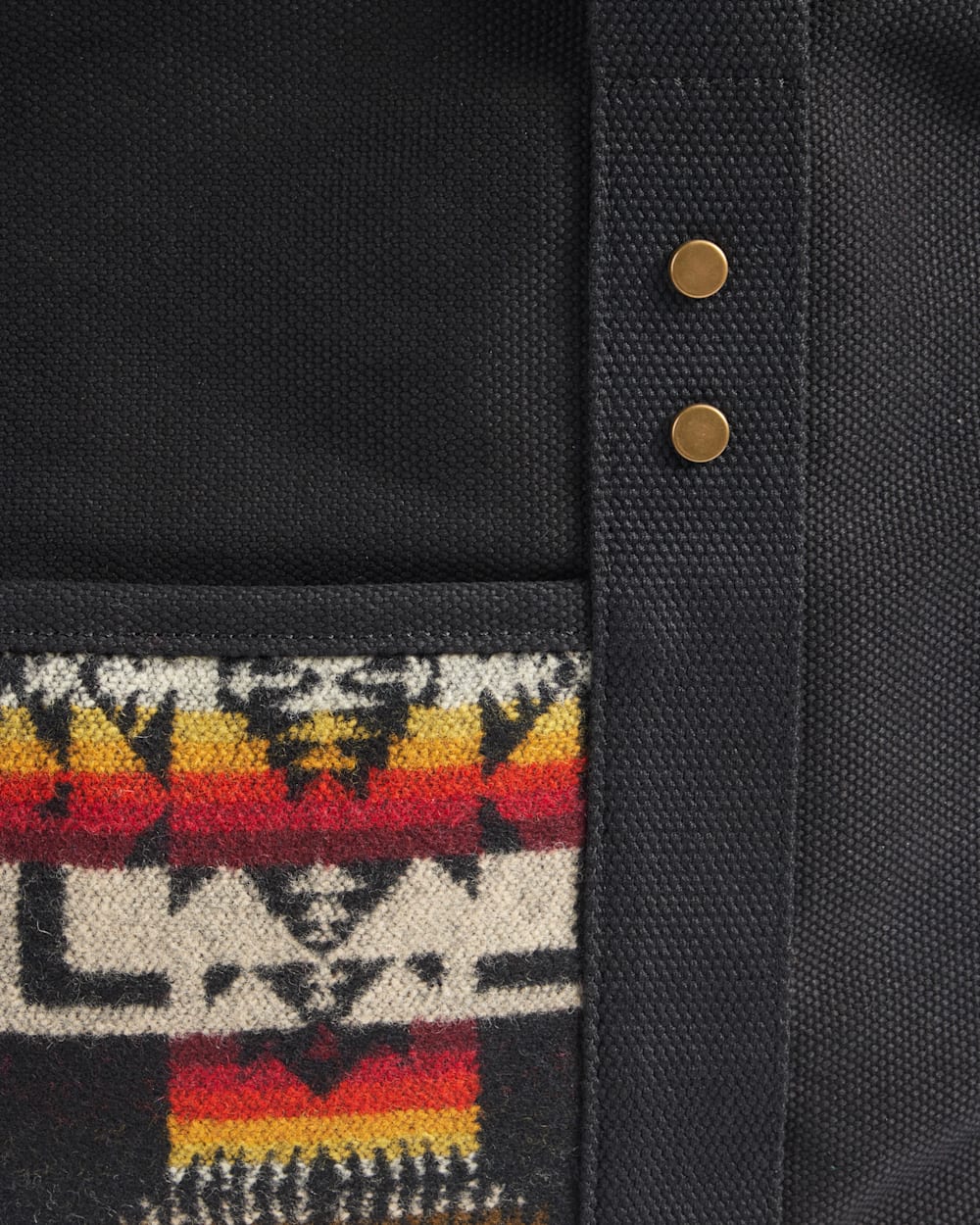 ALTERNATE VIEW OF TRADITIONS S WEEKENDER IN BLACK CHIEF JOSEPH image number 4