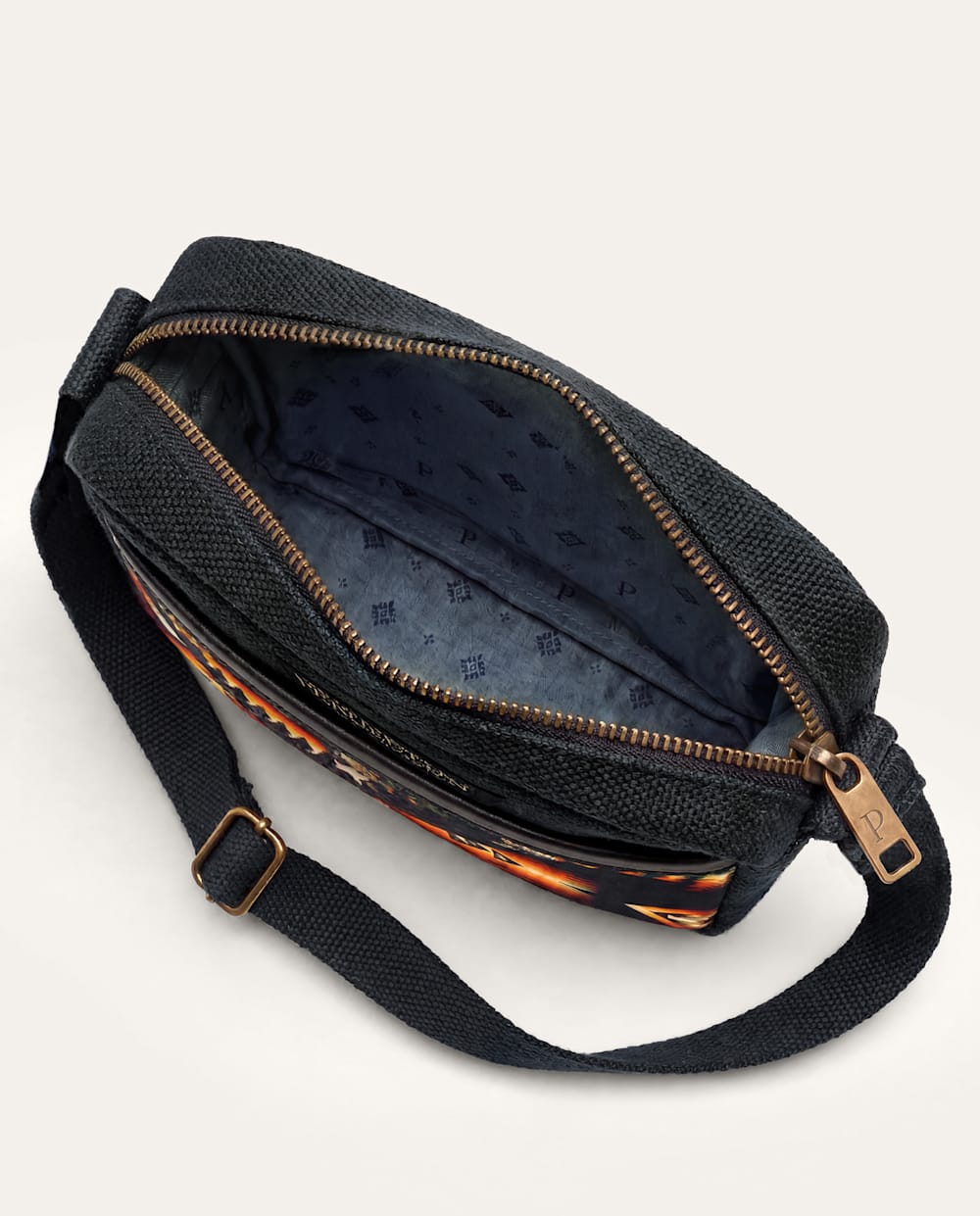 ALTERNATE VIEW OF TRADITIONS UTILITY CROSSBODY IN BLACK CHIEF JOSEPH image number 3