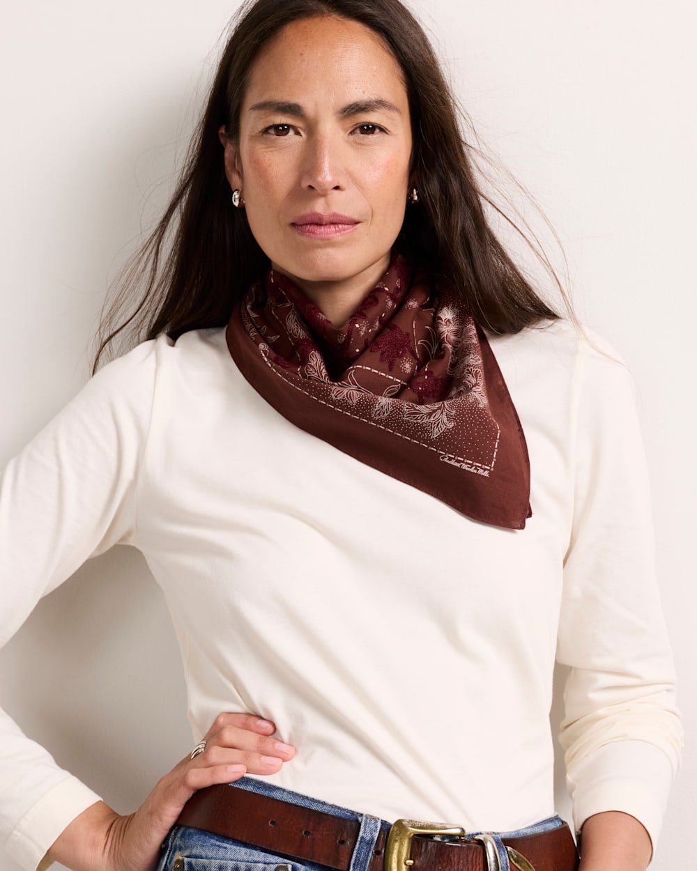 EMBROIDERED BANDANA IN RAISIN image number 1