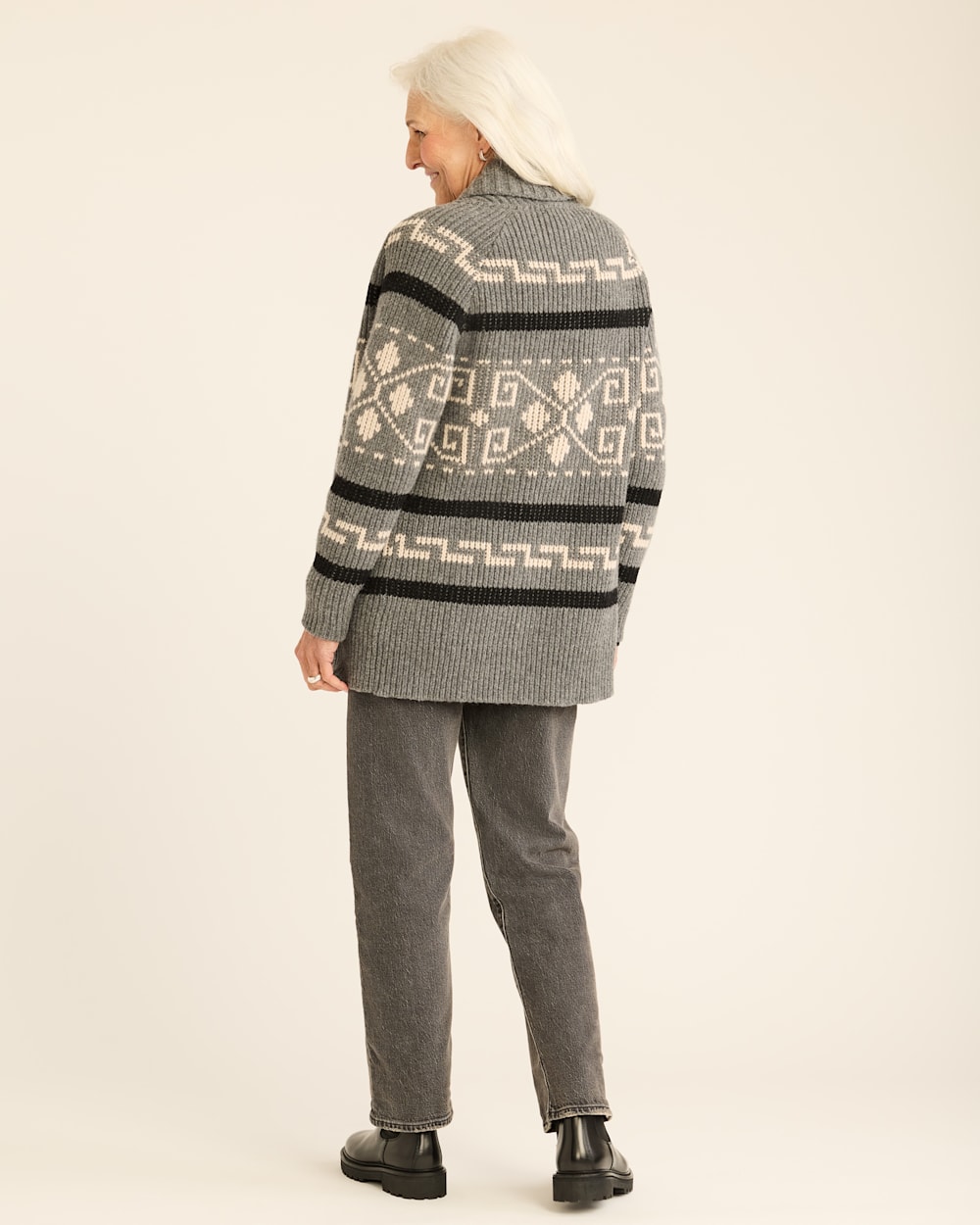 ALTERNATE VIEW OF WOMEN'S WESTERLEY CARDIGAN IN GREY/BLACK image number 3