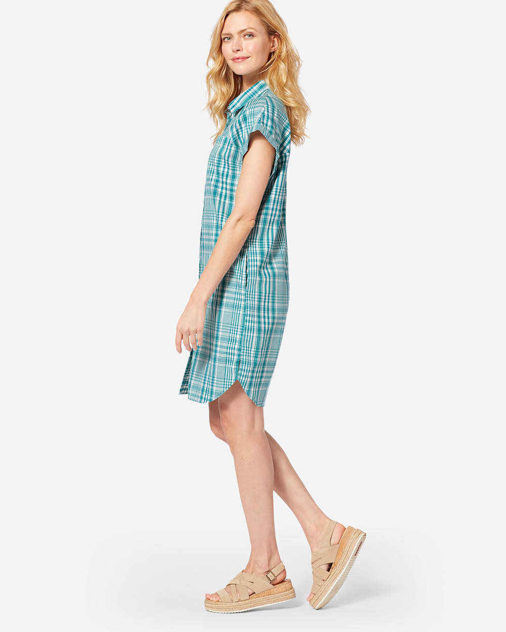ADDITIONAL VIEW OF SUNNYSIDE TWO POCKET SHIRT DRESS IN TEAL image number 2