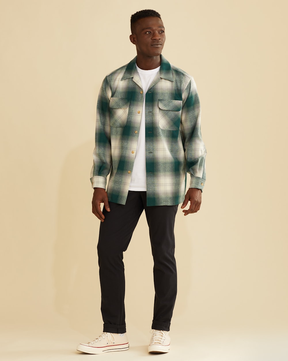 ALTERNATE VIEW OF MEN'S PLAID BOARD SHIRT IN GREEN/WHITE OMBRE image number 3
