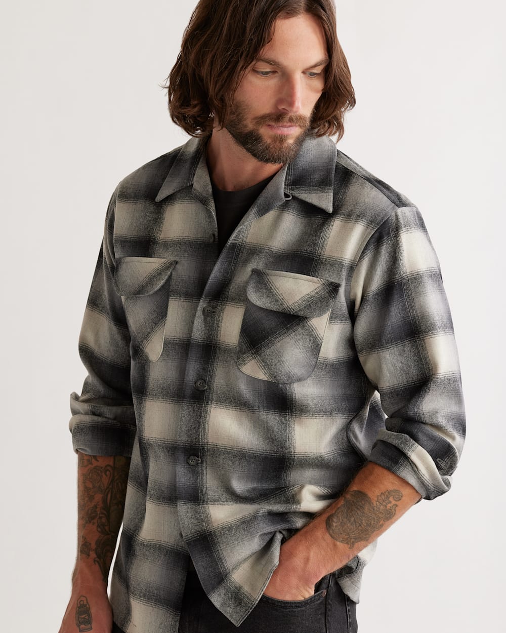 ALTERNATE VIEW OF MEN'S PLAID BOARD SHIRT IN TAN/SLATE OMBRE image number 4