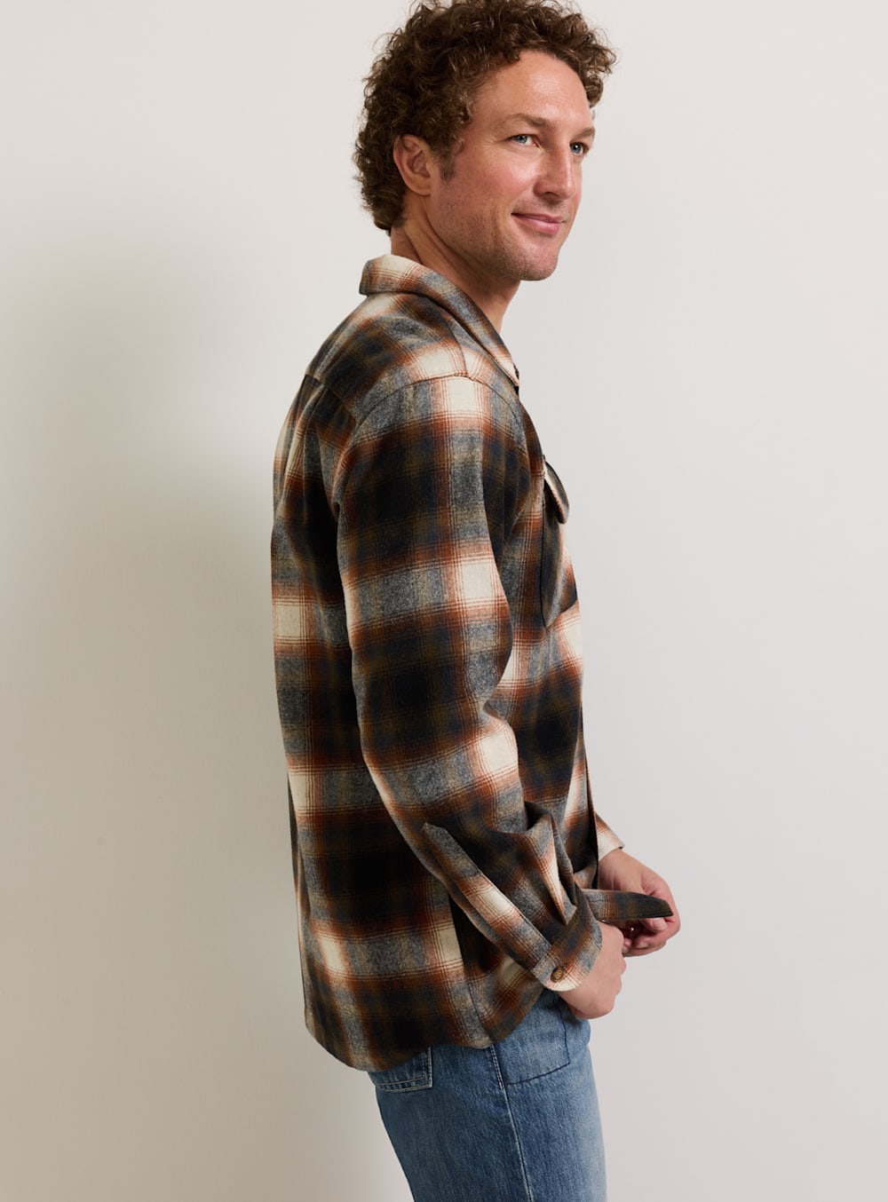 ALTERNATE VIEW OF MEN'S PLAID BOARD SHIRT IN BROWN/SLATE OMBRE image number 3