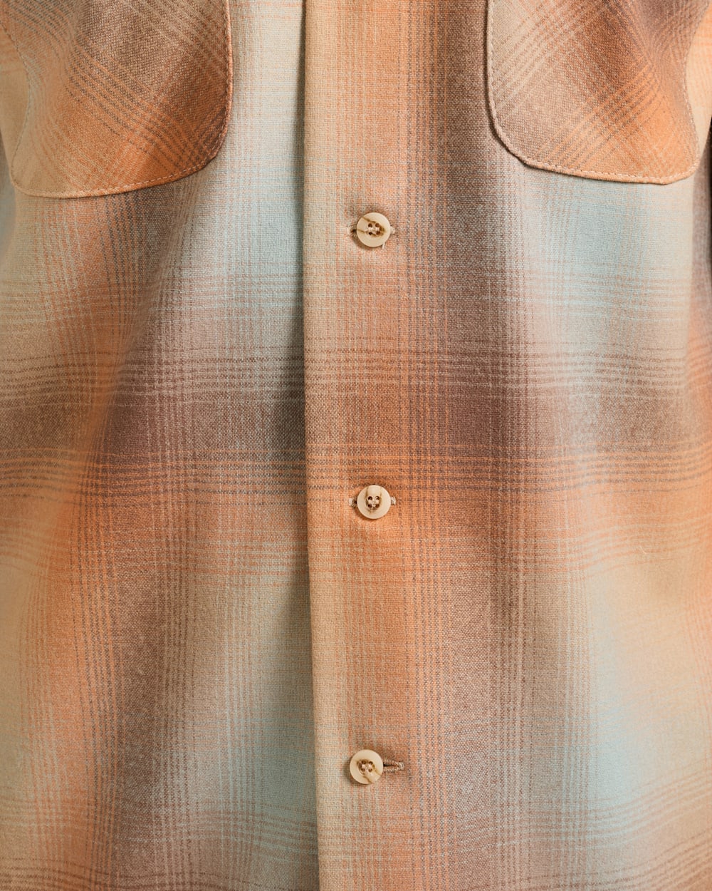ALTERNATE VIEW OF MEN'S PLAID BOARD SHIRT IN TAN/ORANGE OMBRE image number 5