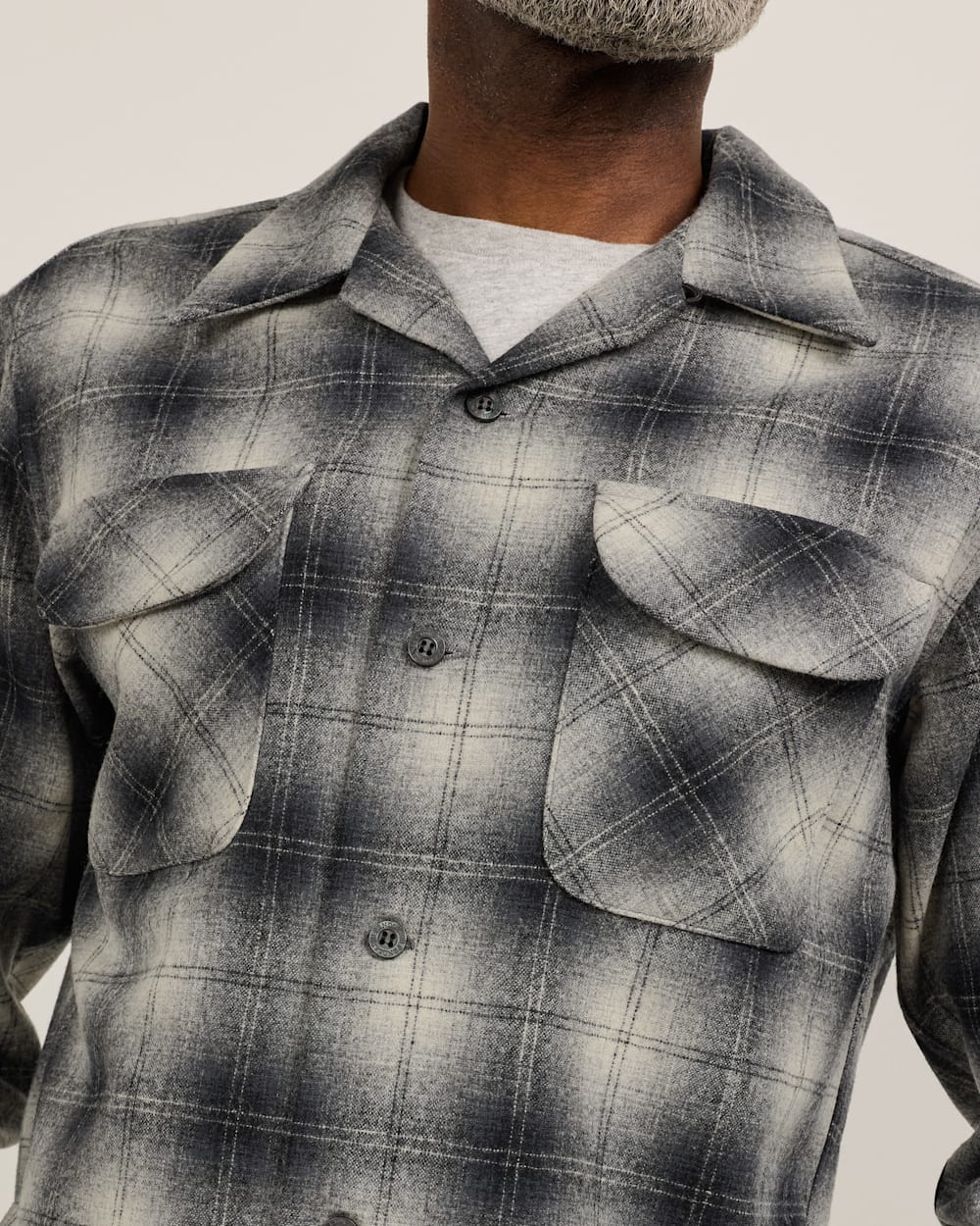 ALTERNATE VIEW OF MEN'S PLAID BOARD SHIRT IN CHARCOAL OMBRE image number 4