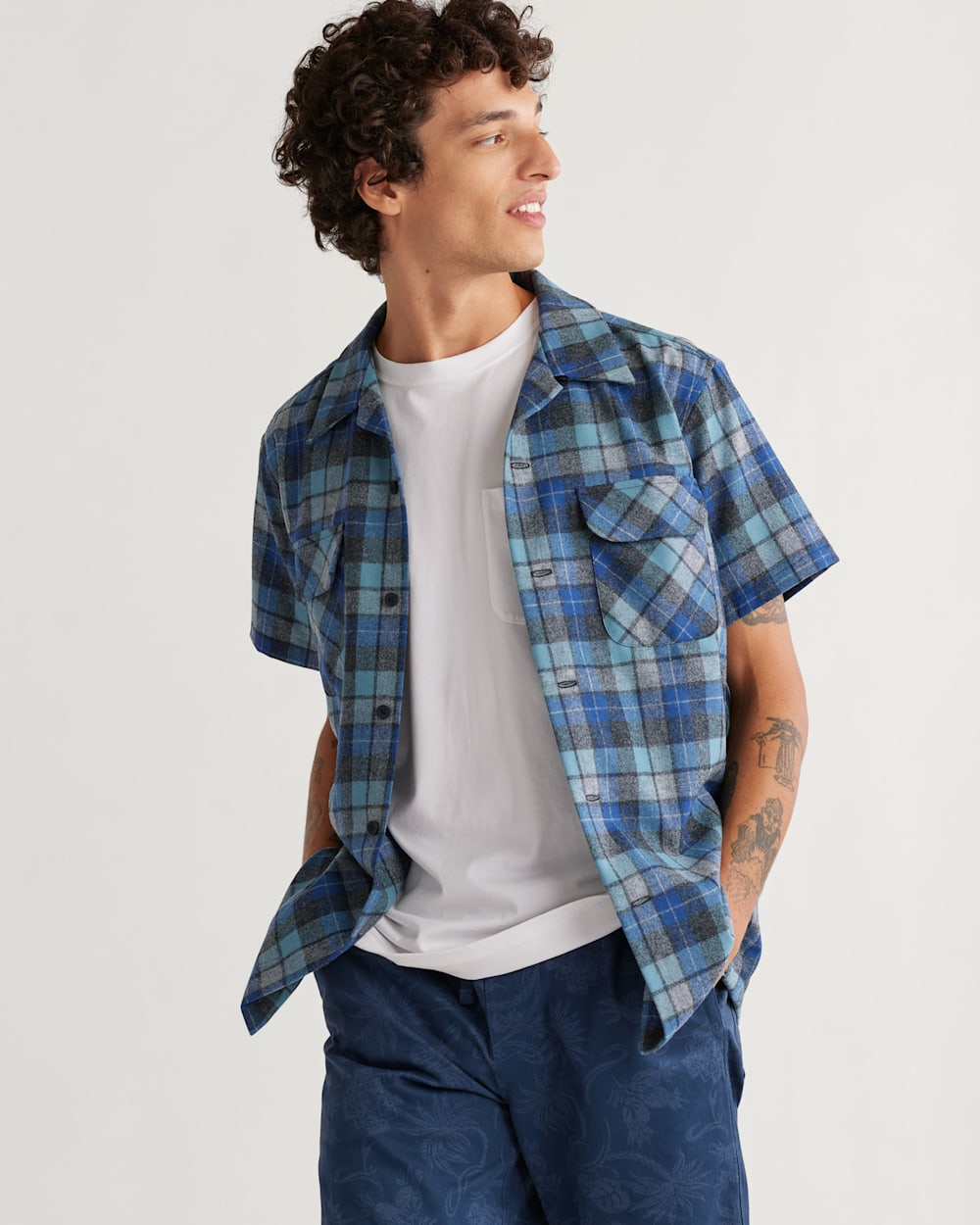 ALTERNATE VIEW OF MEN'S PLAID SHORT-SLEEVE BOARD SHIRT IN BLUE ORIGINAL SURF PLAID image number 1