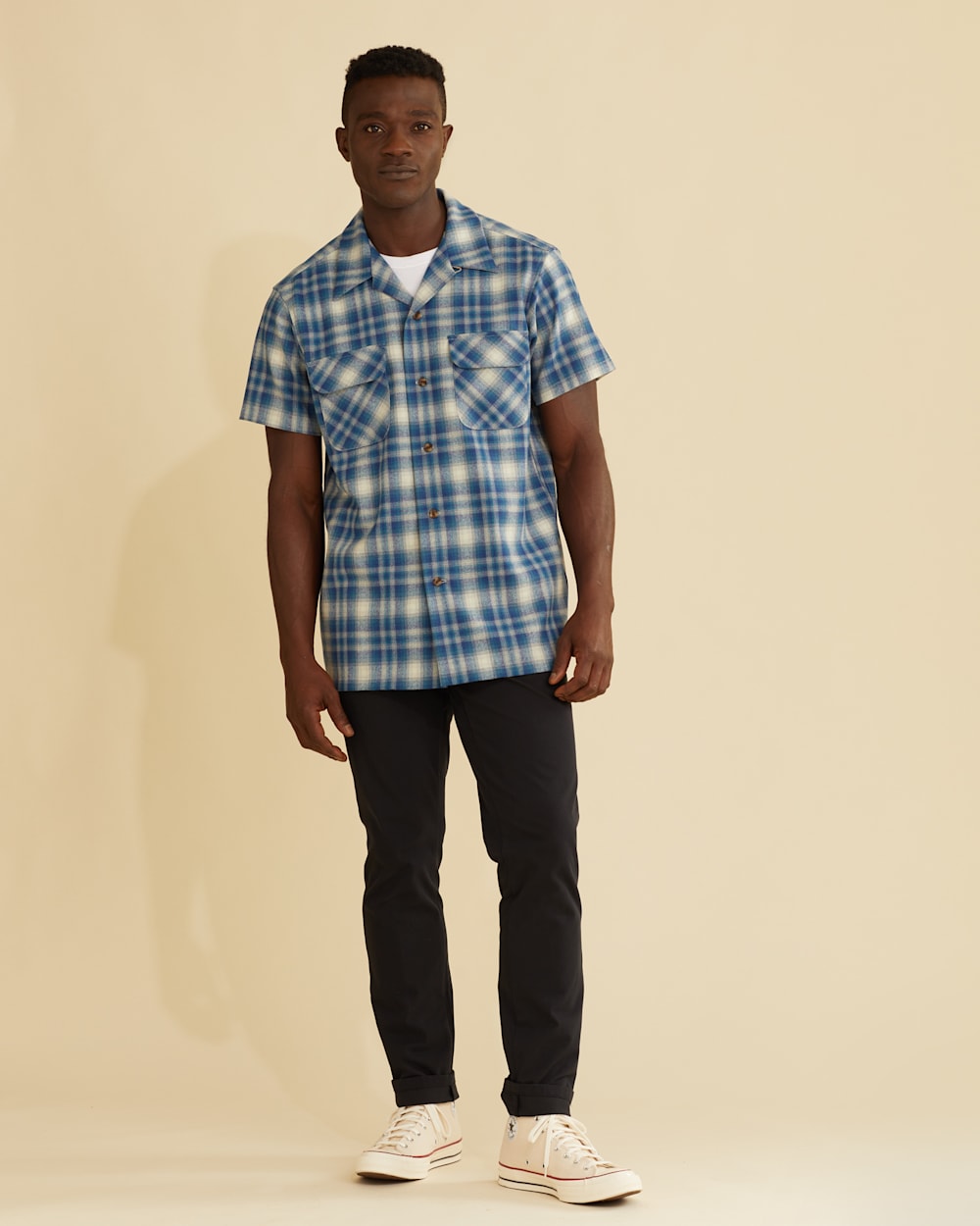 ALTERNATE VIEW OF MEN'S PLAID SHORT-SLEEVE BOARD SHIRT IN BLUE/WHITE PLAID image number 5