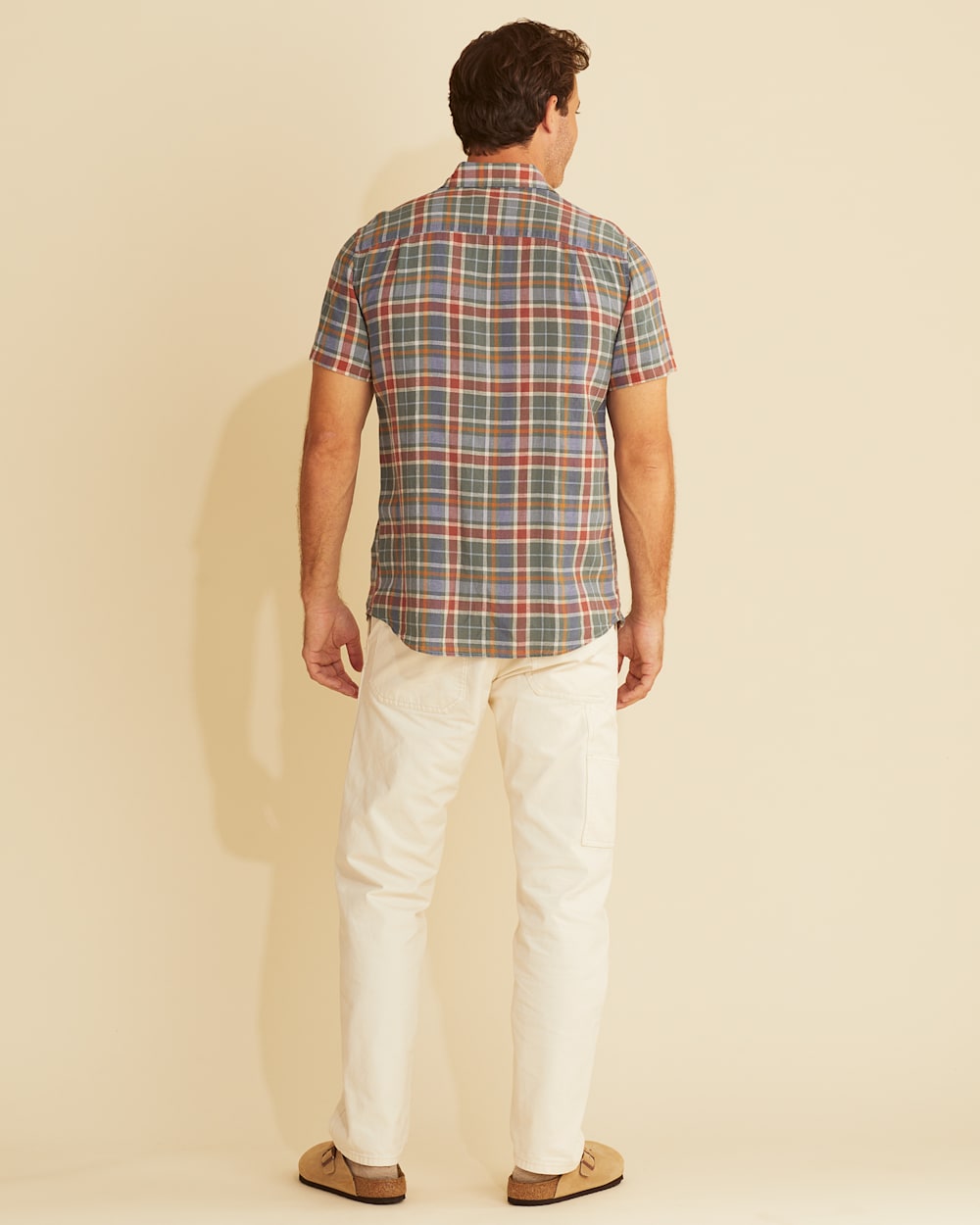 ALTERNATE VIEW OF MEN'S SHORT-SLEEVE DAWSON LINEN SHIRT IN GREEN/BLUE/RED PLAID image number 3