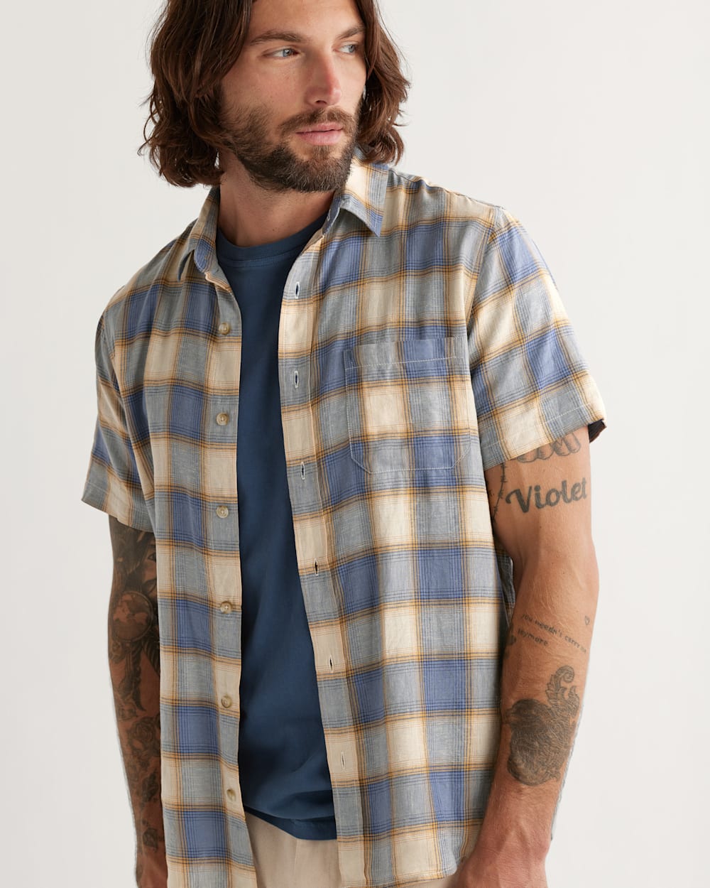 ALTERNATE VIEW OF MEN'S SHORT-SLEEVE DAWSON LINEN SHIRT IN TAN/INDIGO PLAID image number 1