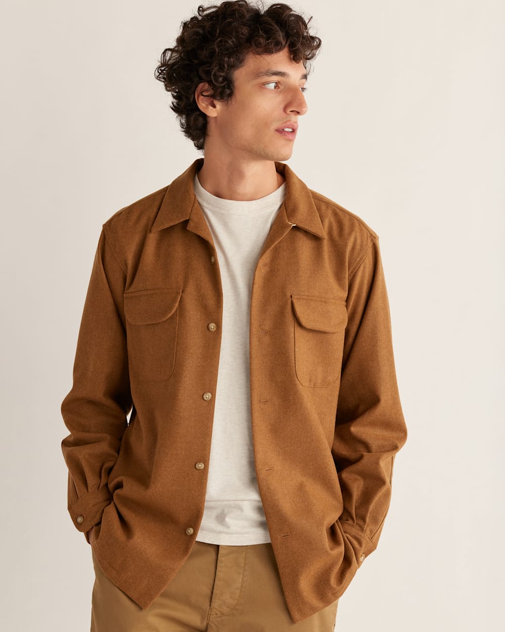 MEN'S BOARD SHIRT IN CAMEL MIX SOLID image number 1