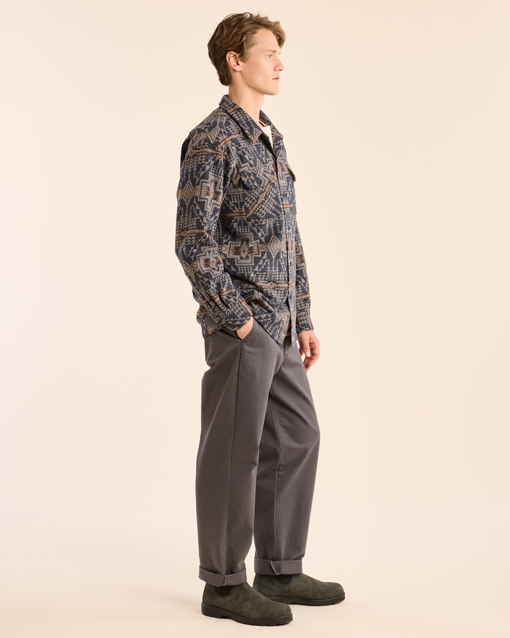 ALTERNATE VIEW OF MEN'S JACQUARD BOARD SHIRT IN NAVY HARDING TRAIL image number 4