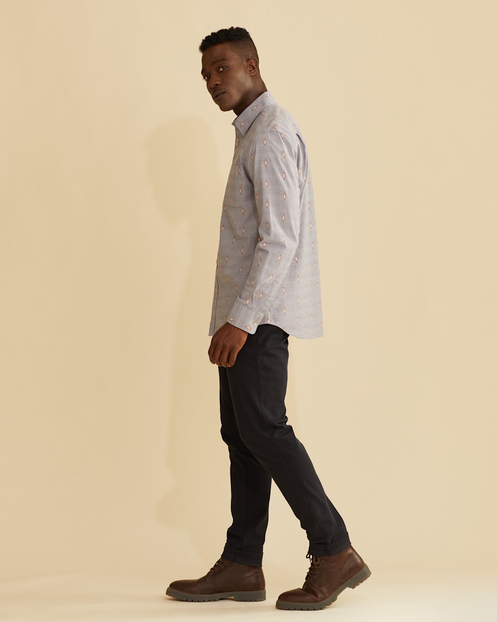 ALTERNATE VIEW OF MEN'S LONG-SLEEVE CARSON SHIRT IN PEWTER GREY image number 4