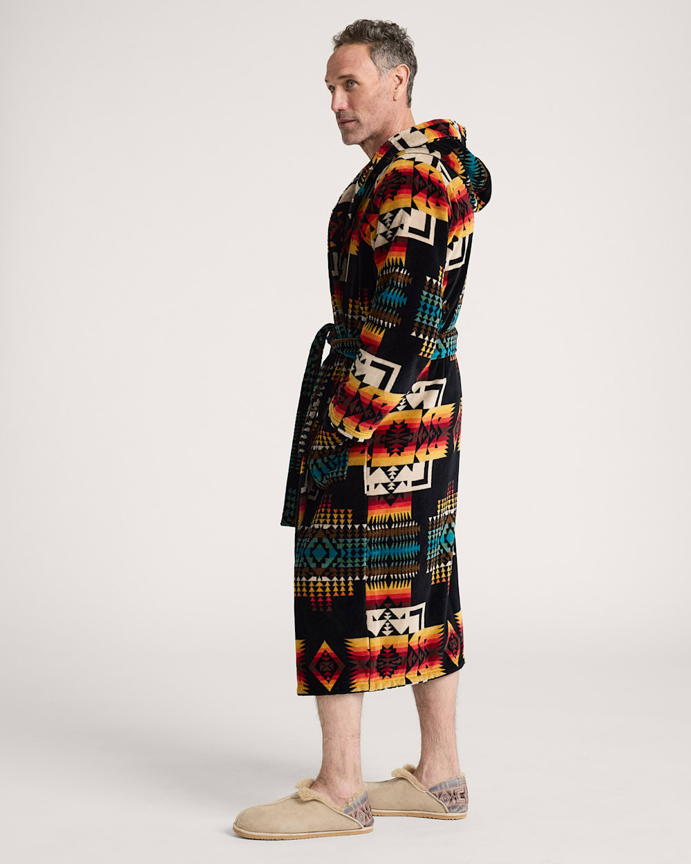 ALTERNATE VIEW OF UNISEX COTTON TERRY VELOUR BATHROBE IN BLACK CHIEF JOSEPH image number 3