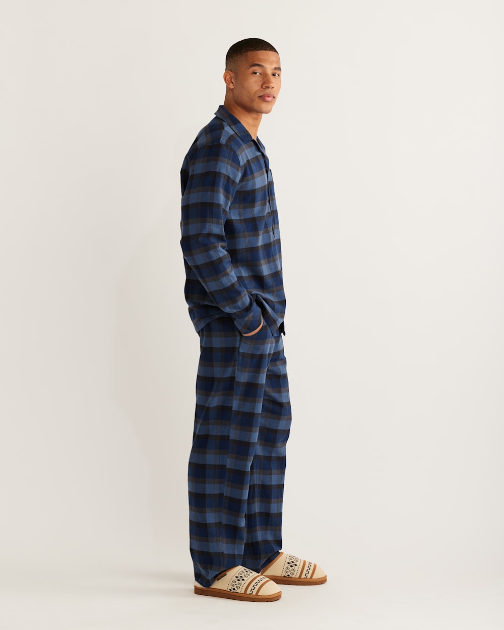 Mens flannel pyjamas on sale
