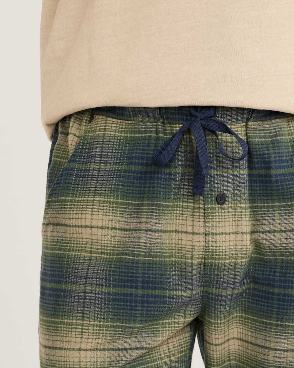 ALTERNATE VIEW OF MEN'S PLAID FLANNEL PAJAMA PANTS IN BLUE/GREEN/GREY image number 5