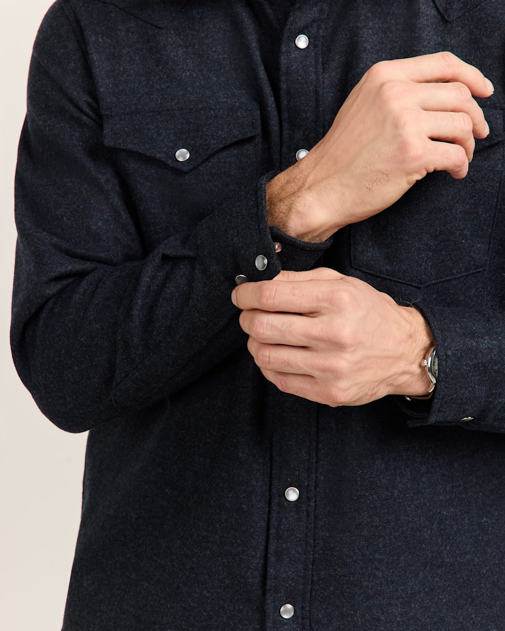ALTERNATE VIEW OF MEN'S SNAP-FRONT WESTERN CANYON SHIRT IN NAVY/BLACK MIX image number 5