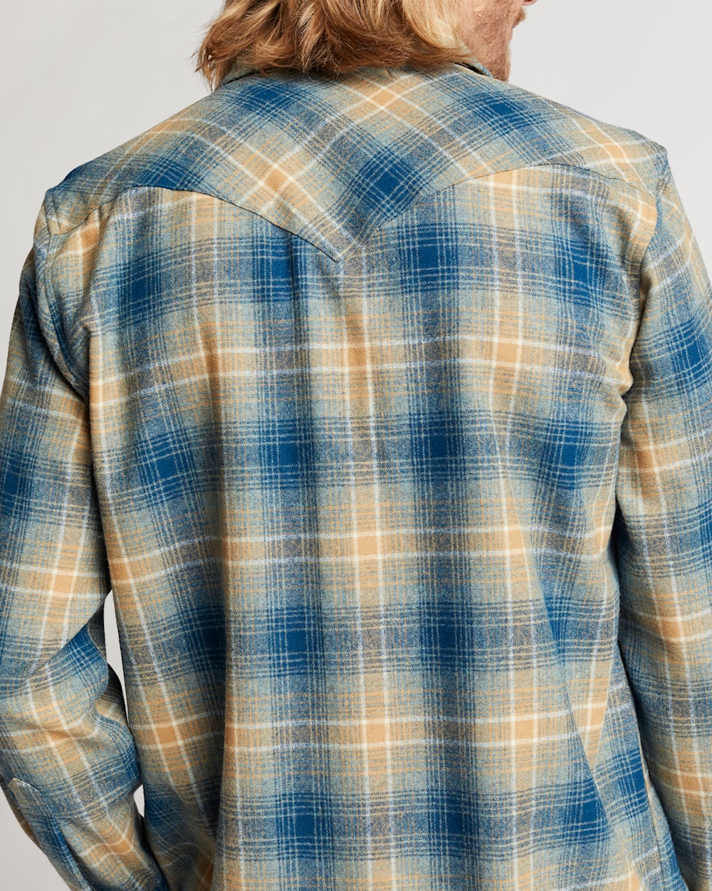 ALTERNATE VIEW OF MEN'S PLAID SNAP-FRONT WESTERN CANYON SHIRT IN TAN/BLUE MIX PLAID image number 4