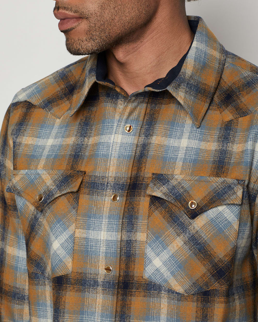 ALTERNATE VIEW OF MEN'S PLAID SNAP-FRONT WESTERN CANYON SHIRT IN BLUE/COPPER OMBRE image number 4