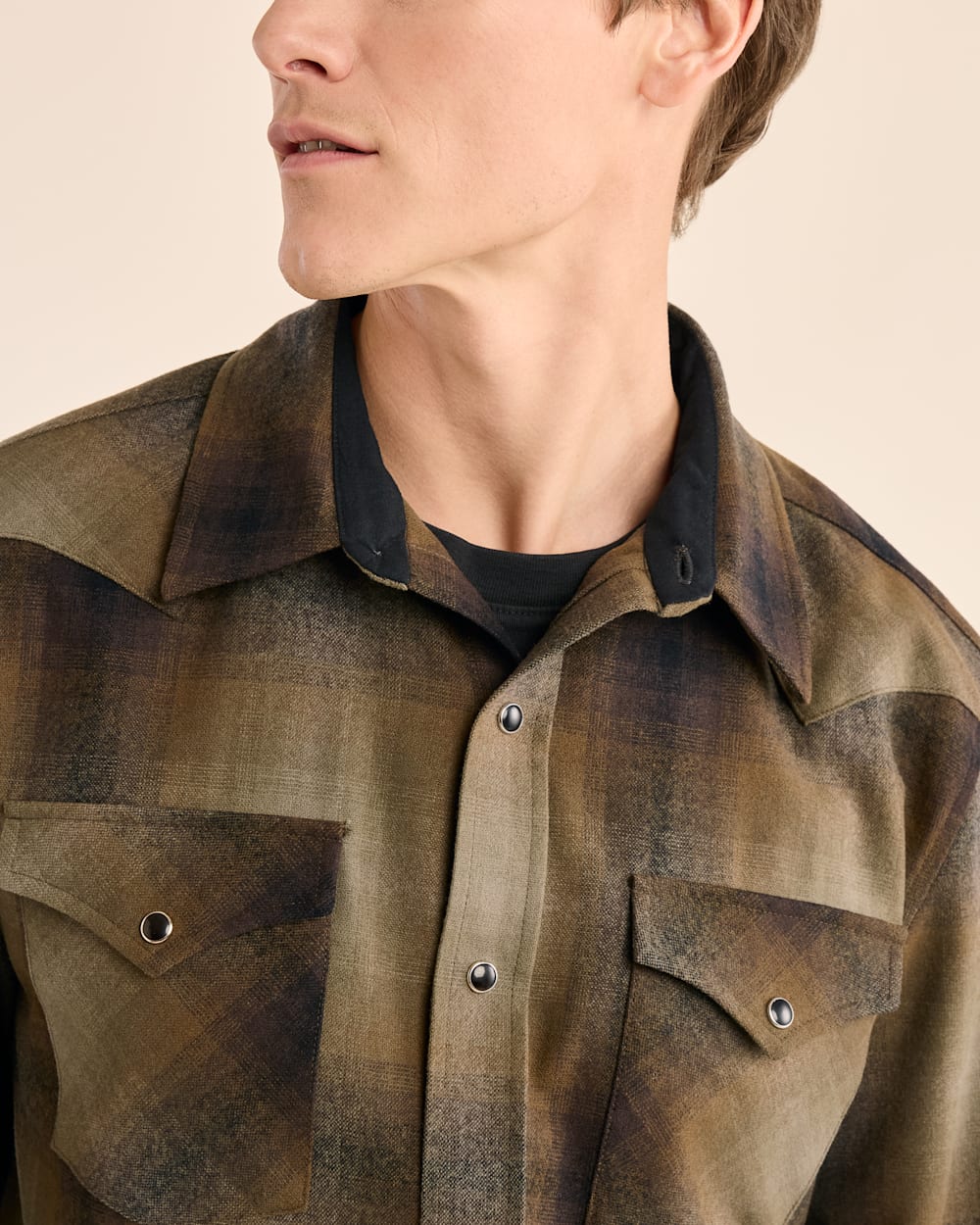 ALTERNATE VIEW OF MEN'S PLAID SNAP-FRONT WESTERN CANYON SHIRT IN OLIVE/BROWN OMBRE image number 6