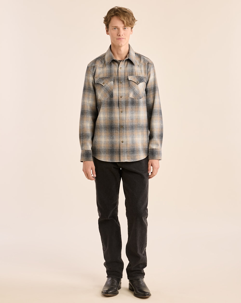 ALTERNATE VIEW OF MEN'S PLAID SNAP-FRONT WESTERN CANYON SHIRT IN GREY/TAN MIX PLAID image number 6