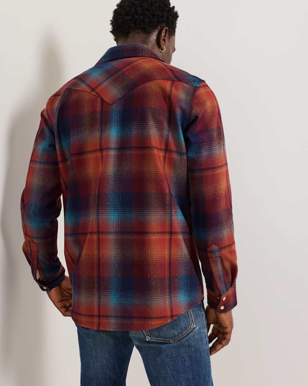ALTERNATE VIEW OF MEN'S PLAID SNAP-FRONT WESTERN CANYON SHIRT IN MAROON/TEAL image number 5