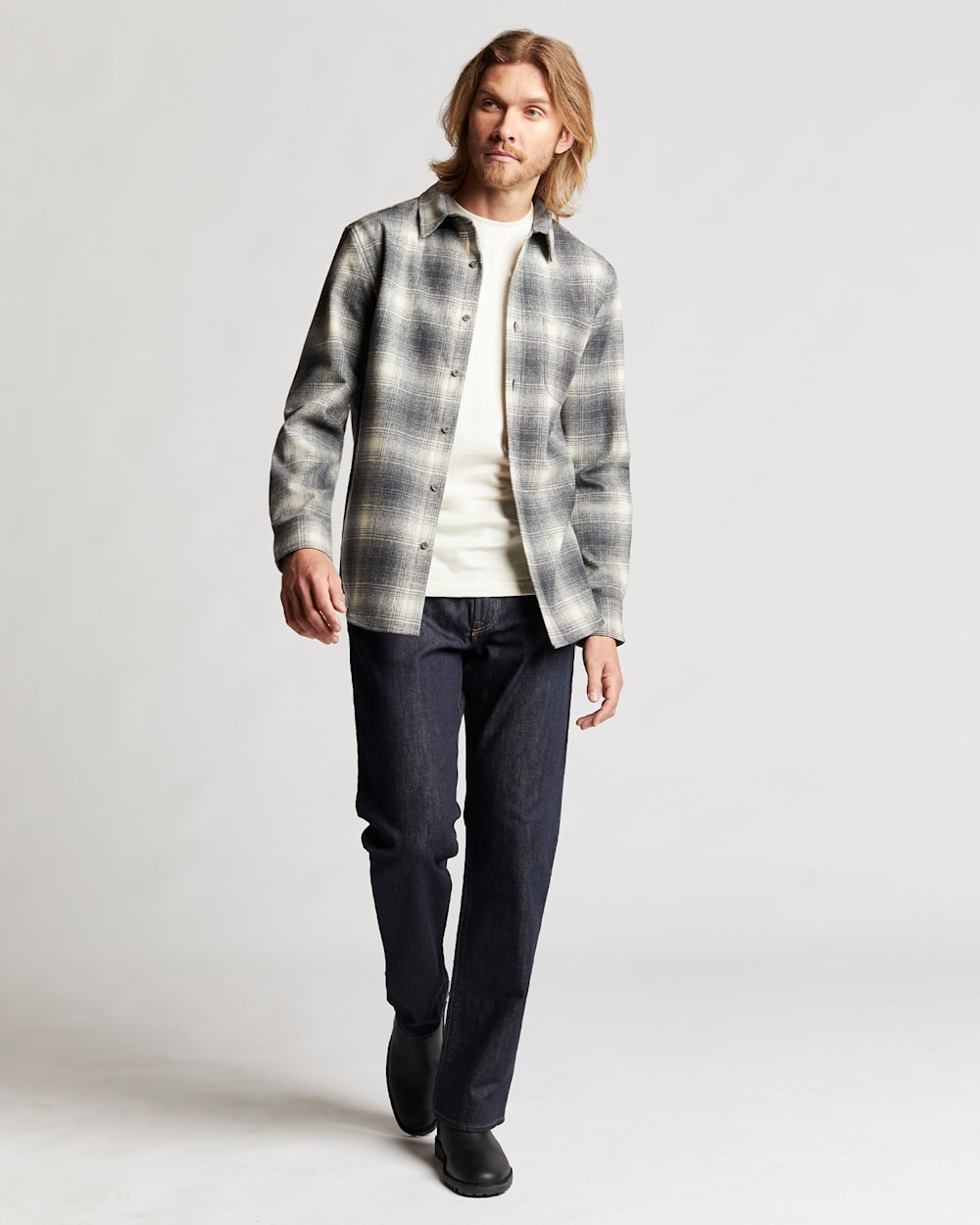 MEN'S PLAID LODGE SHIRT IN SLATE/WHITE PLAID image number 1