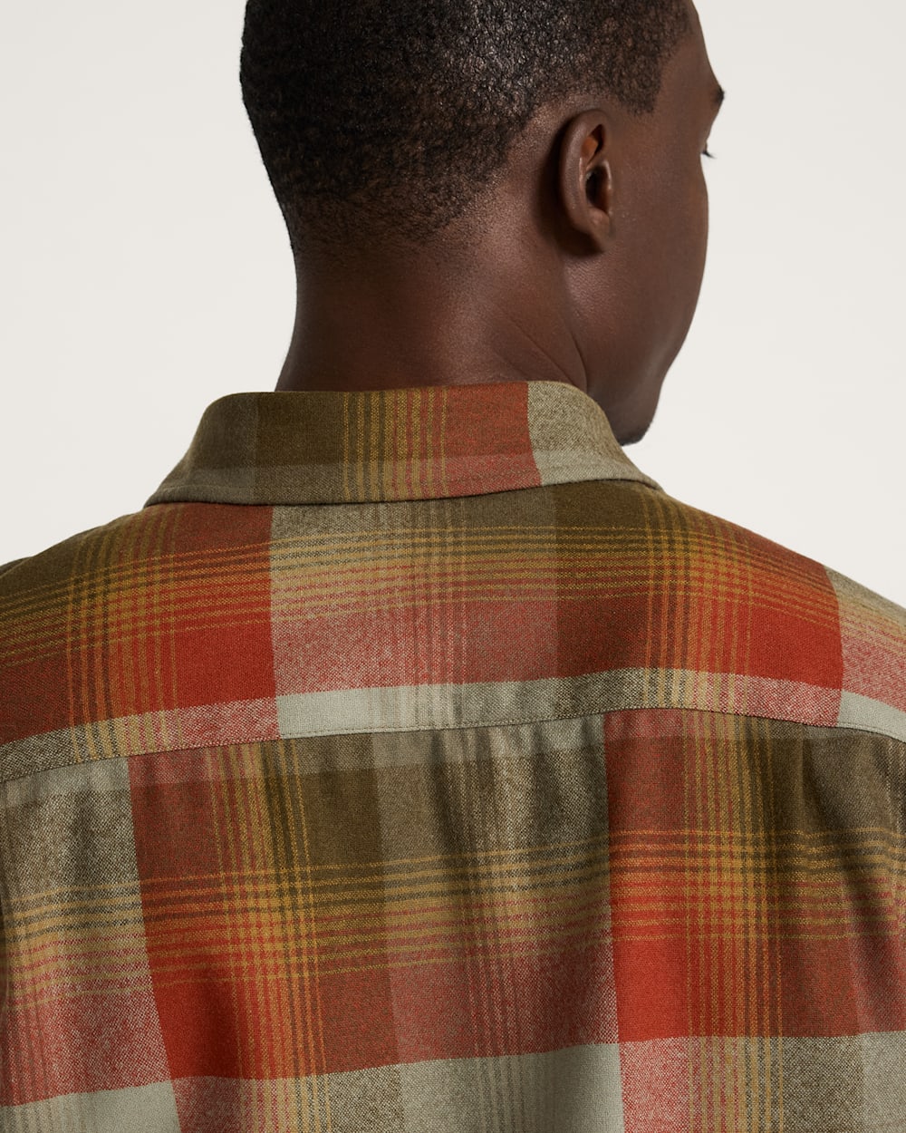 ALTERNATE VIEW OF MEN'S PLAID LODGE SHIRT IN TAN/RED PLAID image number 4