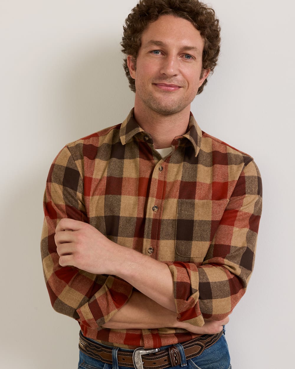 ALTERNATE VIEW OF MEN'S PLAID LODGE SHIRT IN RED MULTI CHECK image number 6