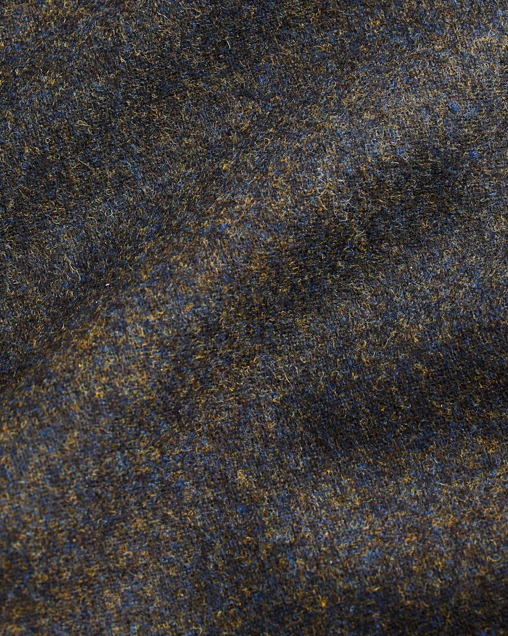 ALTERNATE VIEW OF MEN'S ELBOW-PATCH TRAIL SHIRT IN BLUE/GREEN image number 7