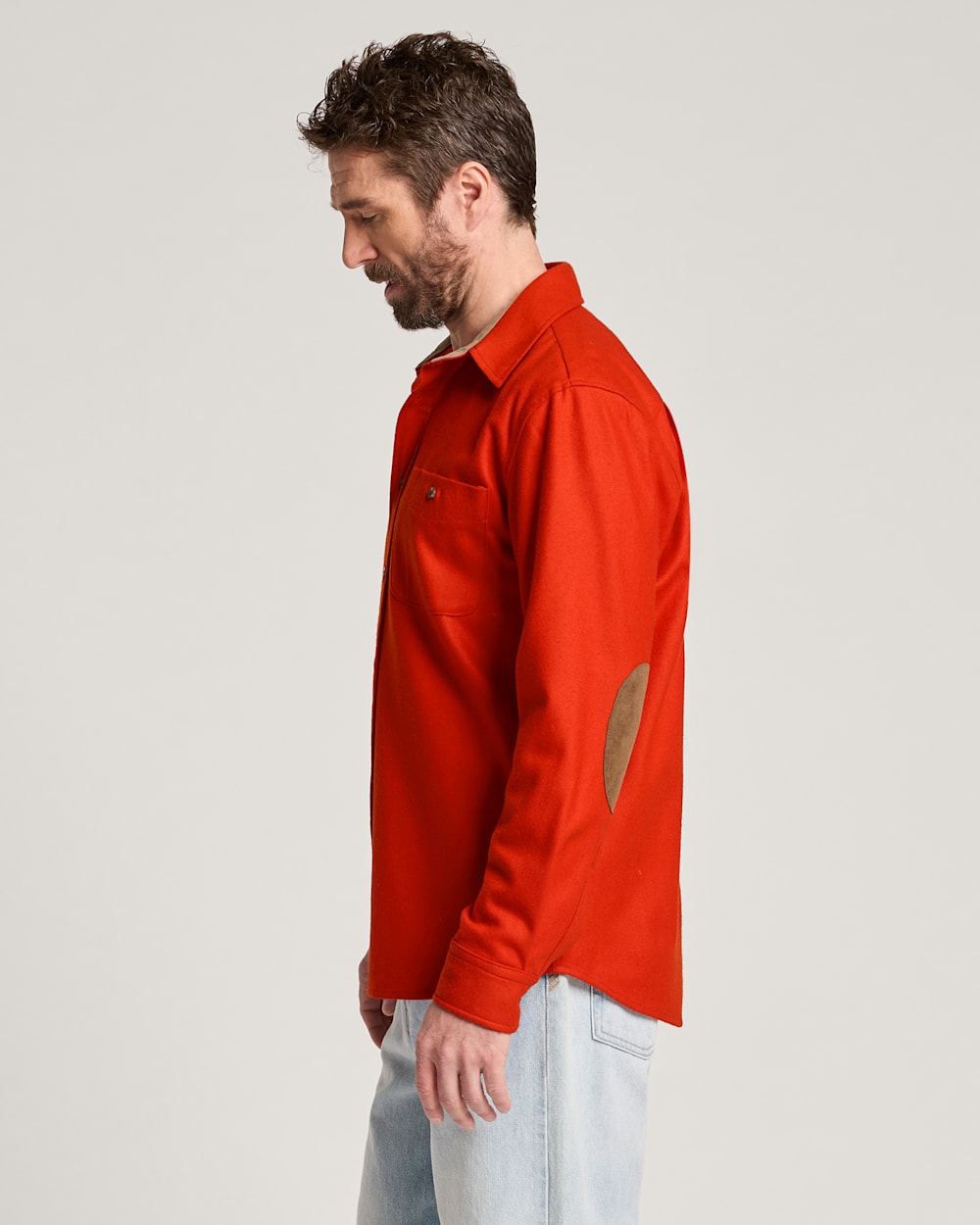 ALTERNATE VIEW OF MEN'S ELBOW-PATCH TRAIL SHIRT IN RED image number 3